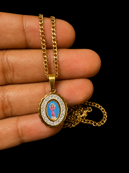 Cadena cubana con divino niño size 18
