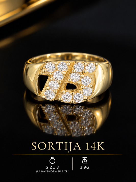 Sortija de 15 añera 14K size 8 pero se hace a tu size 3.9G